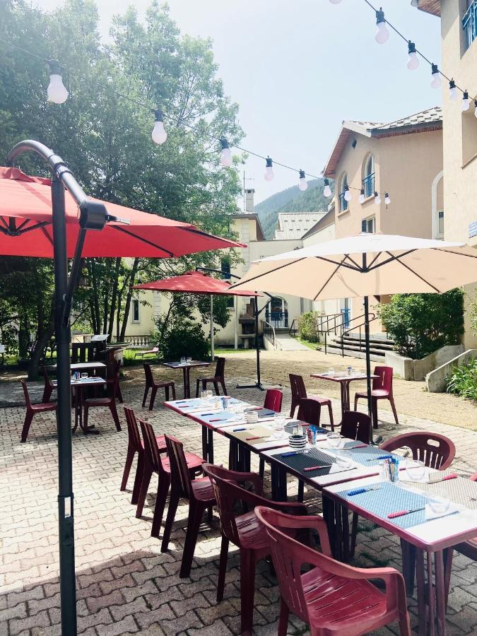 Le Rabuons Hotel Saint-Étienne-de-Tinée Екстериор снимка